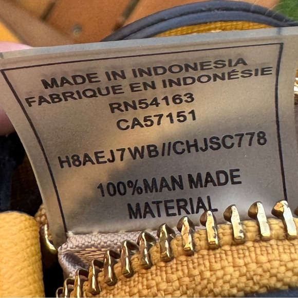 Calvin Klein Mustard Yellow Crossbody Bag with CK Monogram - NWT H8AE7WB - Picture 10 of 12